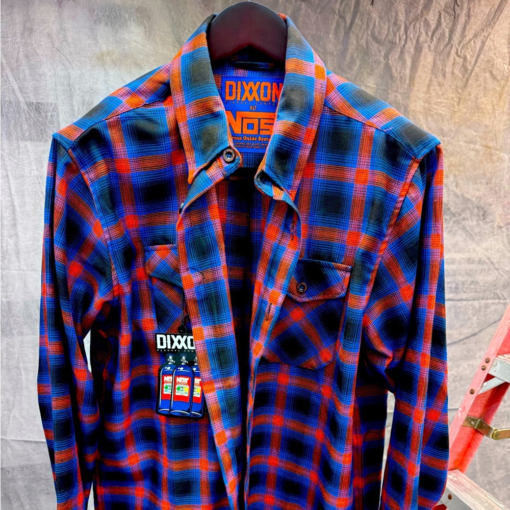 Dixxon nwt xlt button up